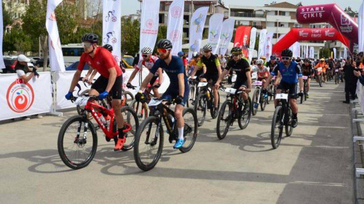 9.Manavgat UCI Dağ Bisikleti Maratonu sona erdi