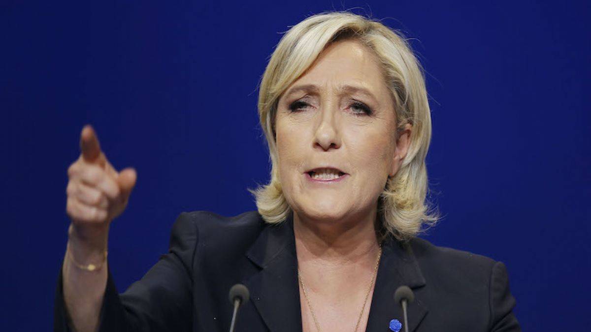 Cumhurbaşkanı seçilirse, başörtüsünü yasaklayacak