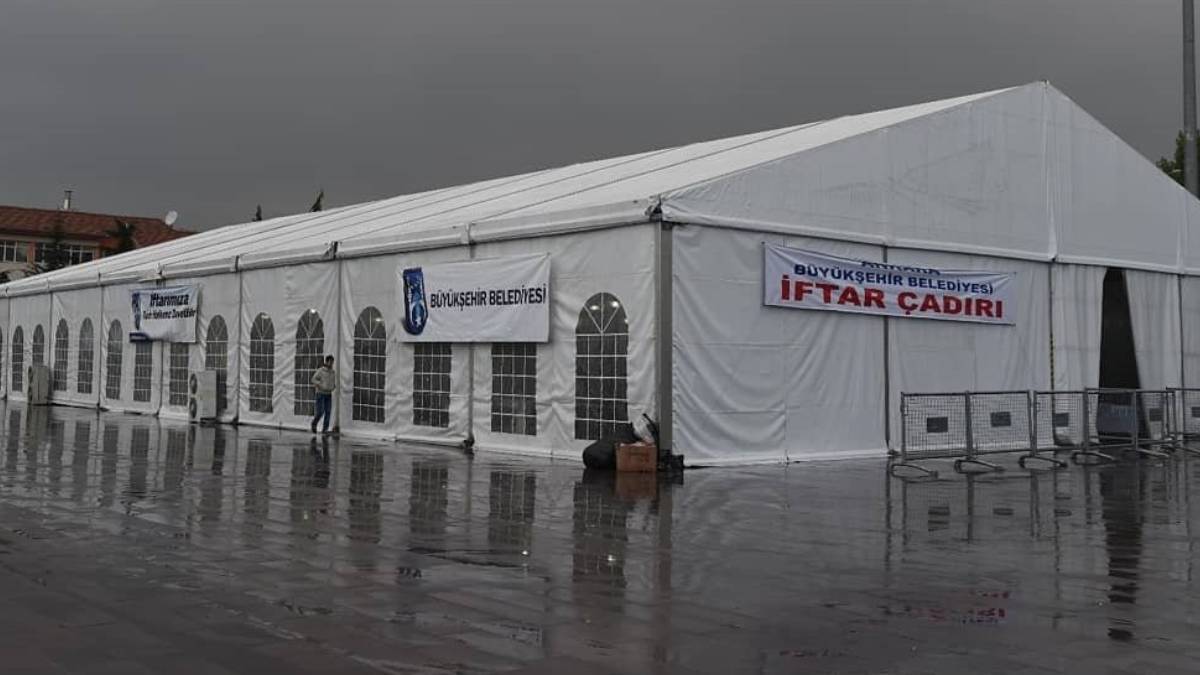 2022 Ankara'da iftar çadırı nerede hangi ilçe ve mahallede var? Çankaya, Keçiören iftar çadırı nerede? Ankara'da Ramazan çadırı kuruldu mu?