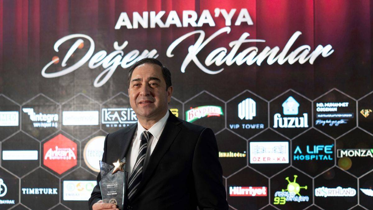 Beypazarı Doğal Maden Suyu Yönetim Kurulu Başkanı Niyazi Ecan 'Yılın İş İnsanı” ödülünün sahibi oldu