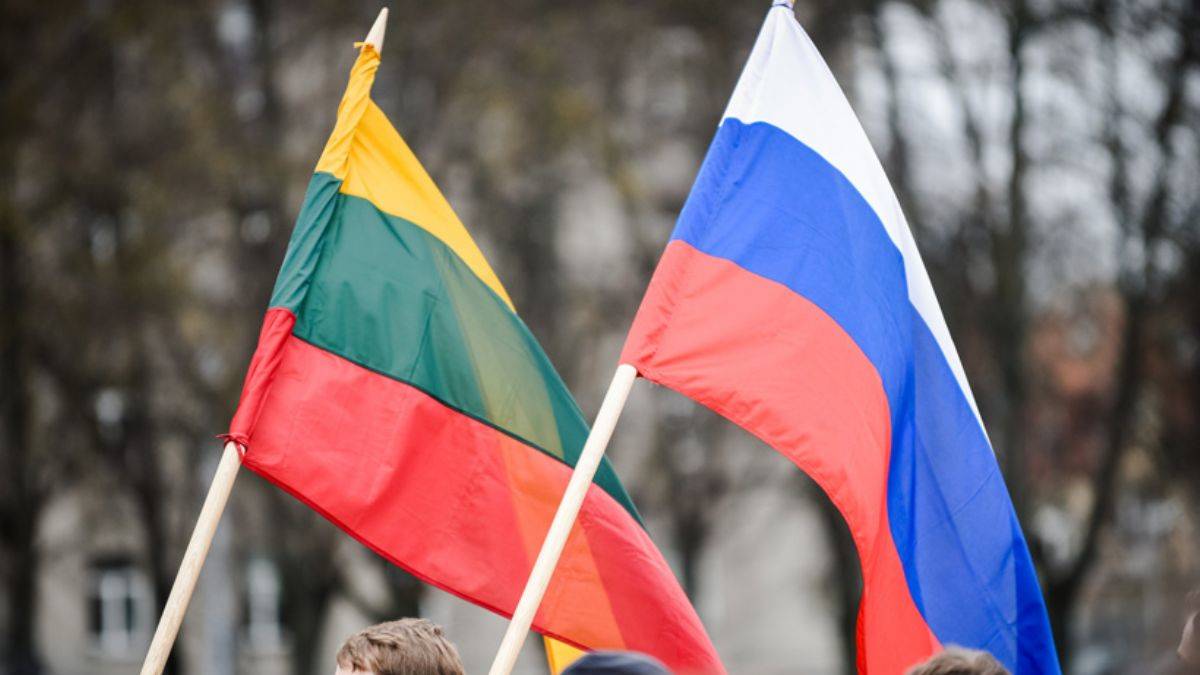 Litvanya'dan Rusya hamlesi! ''Rus büyükelçi ülkeyi terk etsin''