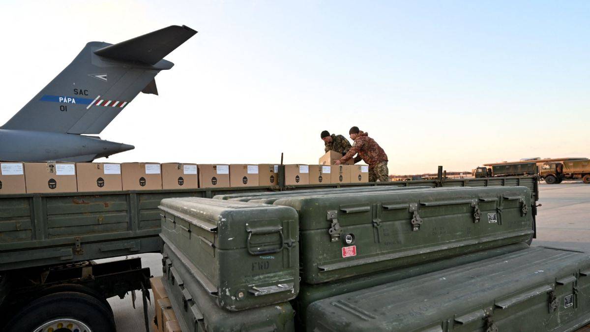 Almanya: Depolarımızda silah kalmadı