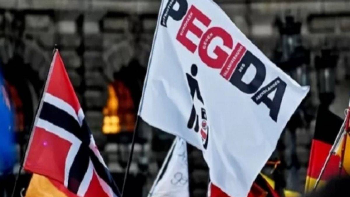 Pegida'nın cami önünde domuz pişirme eylemi yasaklandı