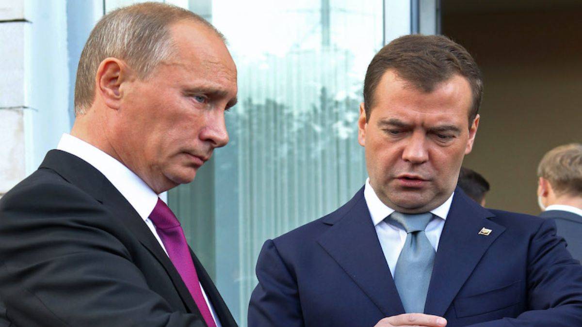 Medvedev, Putin'in planını ifşa etti