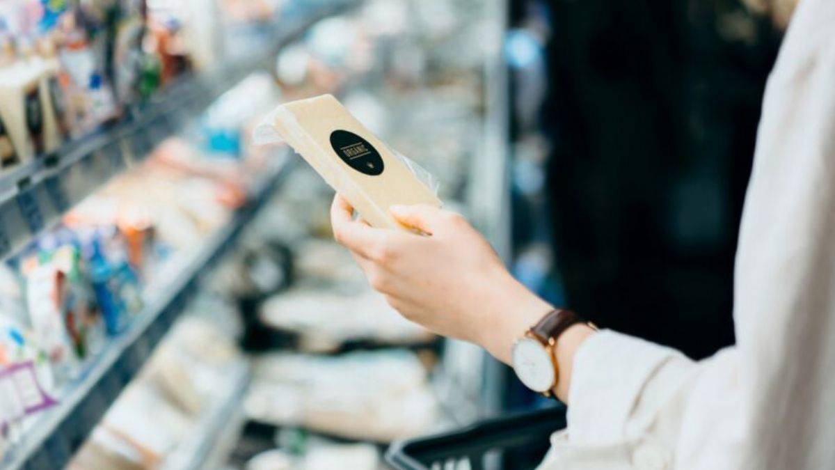 Pizza ve Kinder’den sonra peynire de bakteri bulaştı!