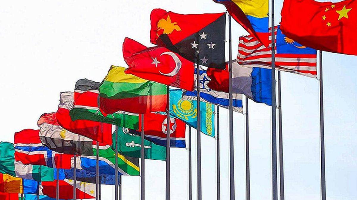 Neden dünyada hiçbir ülkenin bayrağında mor renk yok?