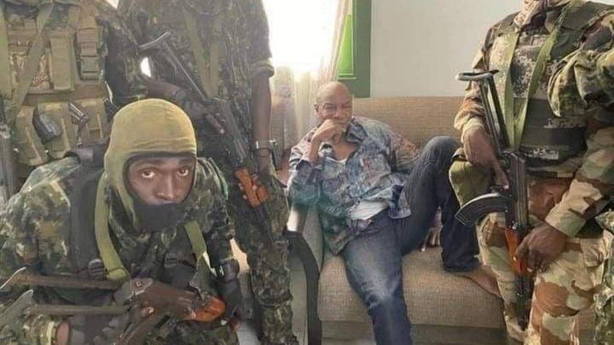 Gine'de eski başbakan ve 3 eski bakan tutuklandı