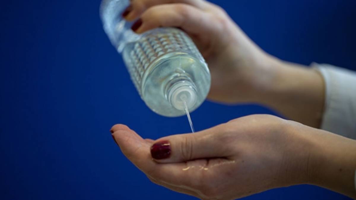 Kolonya orucu ve abdesti bozar mı? Kolonya ve dezenfektan koklamak orucu bozar mı?