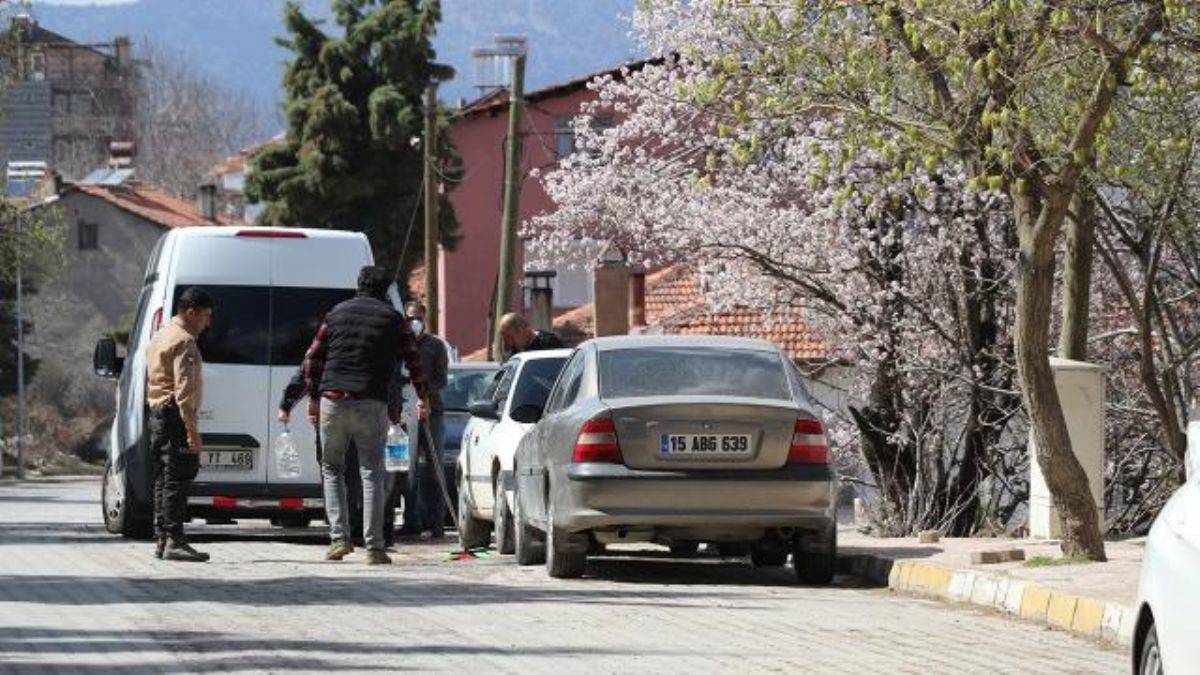 Silahlı saldırıya uğrayan doktor hayatını kaybetti