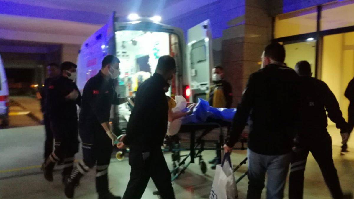 Soma’da işçi servisi dereye yuvarlandı: Yaralılar var