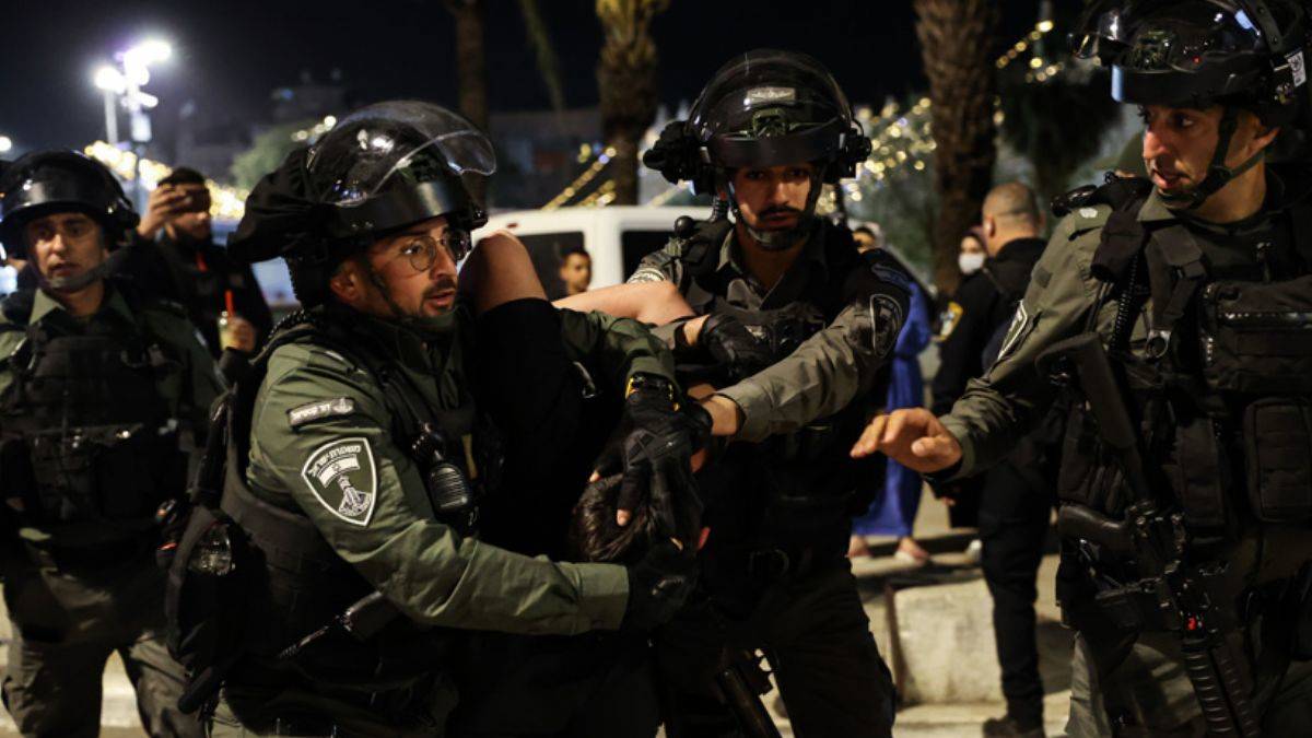 İsrail güçleri Batı Şeria'da 21 Filistinliyi gözaltına alındı