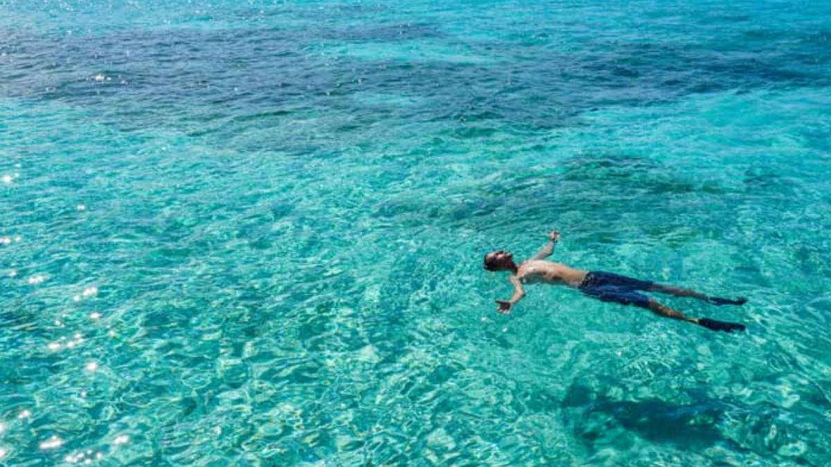 Oruçluyken denize girilir mi? Denize ve havuza girmek orucu bozar mı? Oruçluyken plajda güneşlenmek orucu bozar mı?