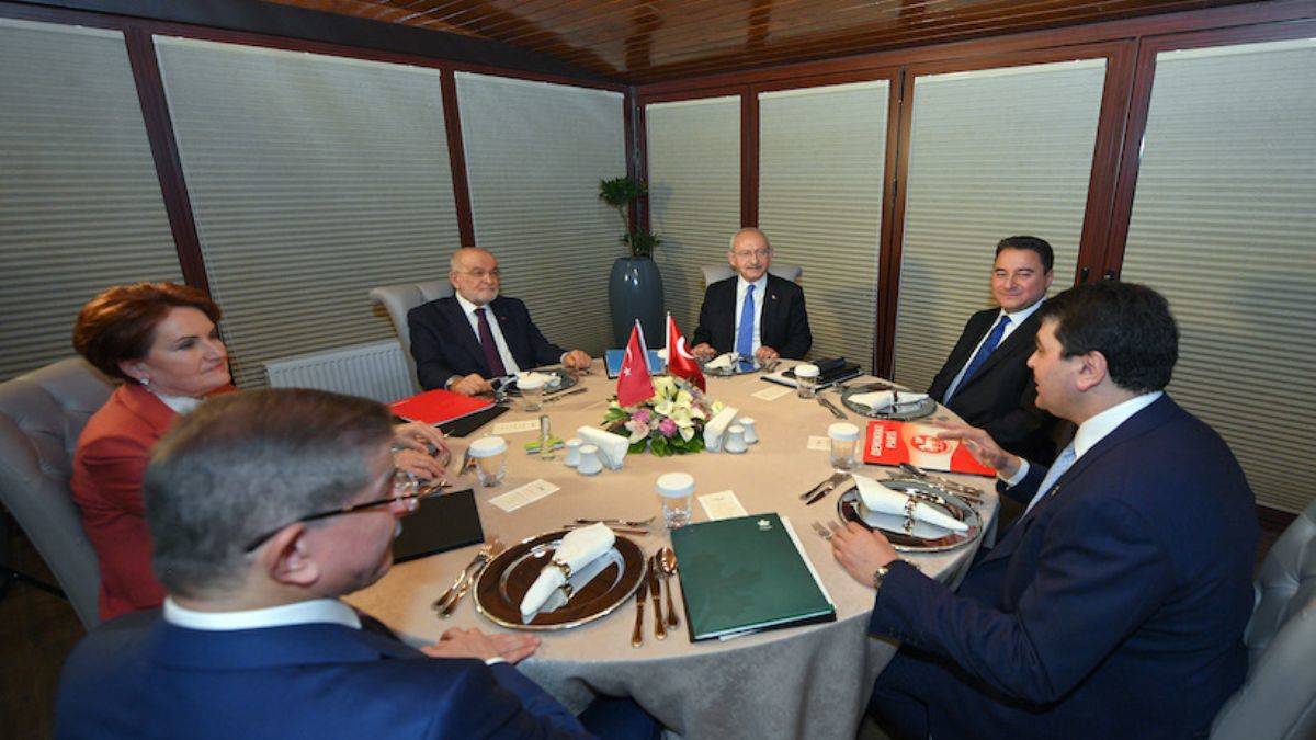 Gazeteci Likoğlu, Kılıçdaroğlu'nun altılı masa bildirisini düzelttirdiği büyükelçi açıkladı