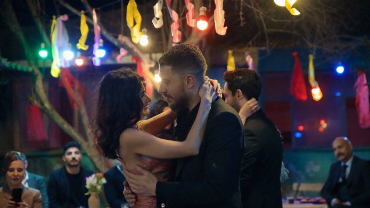 Üç Kuruş 22. bölüm full izle | Show Tv Üç Kuruş yeni bölüm (22.bölüm) tek parça HD izle | Düğün hazırlıkları tüm hızıyla devam ediyor!