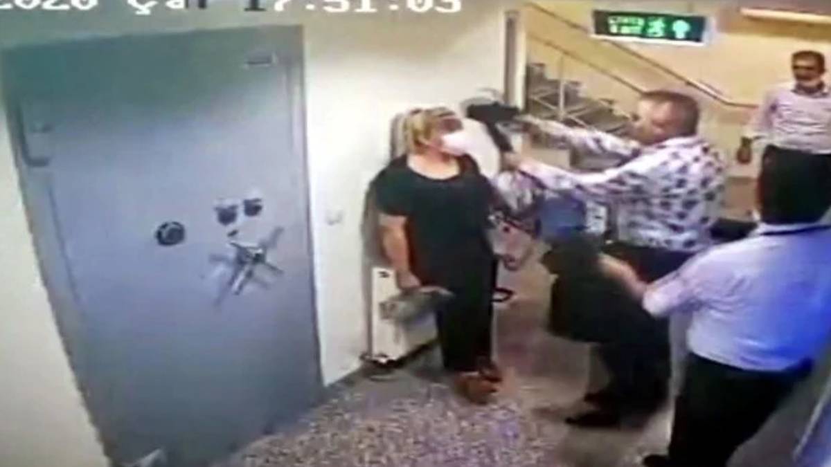 Turabi Kış kimdir? Turabi Kış banka çalışanı Melis Bindal'ın başına silah dayamıştı cezası belli oldu