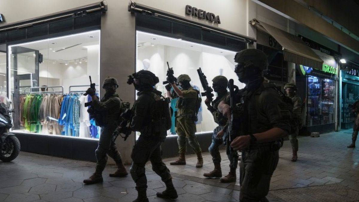 Gerginlik tırmanıyor! İsrail güçleri Filistinlileri tutuklamaya devam ediyor