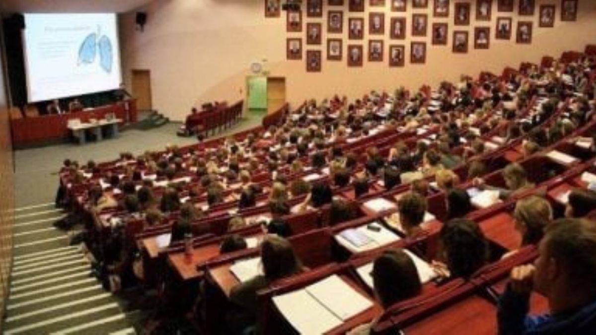 2022 İlahiyat taban puanı kaç?