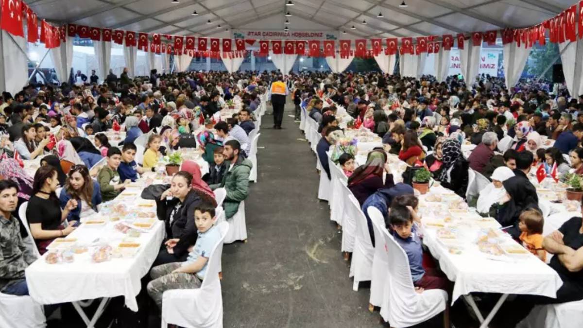Hatay iftar çadırı 2022 | Hatay'da iftar çadırı nerede var? Hatay iftar (Ramazan) çadırı nerelerde, hangi mahallede kuruldu?