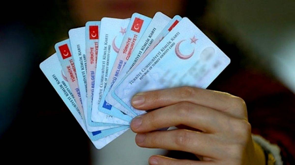 E-devlette kimlik ve adres verileri mi sızdırıldı? Art arda resmî açıklamalar