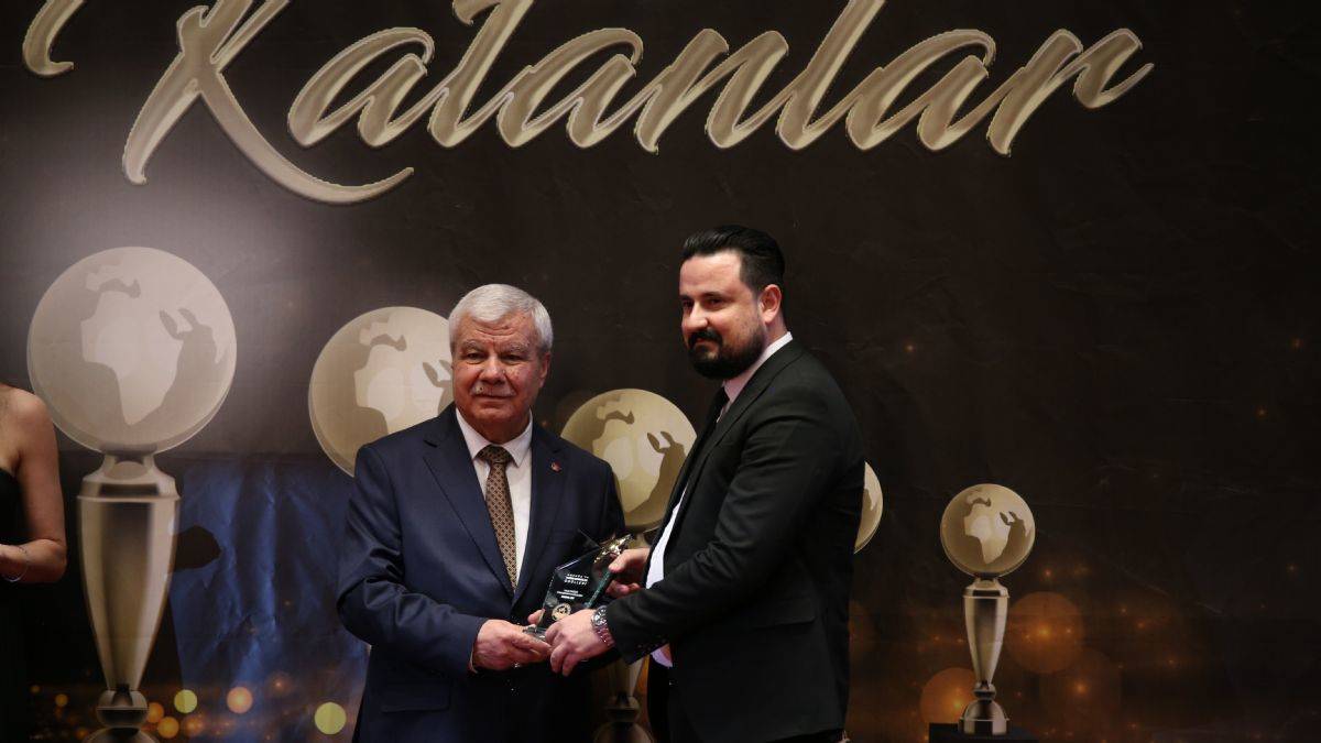 Fuzul Ev Yılın Faizsiz Finansman ödülünün sahibi oldu