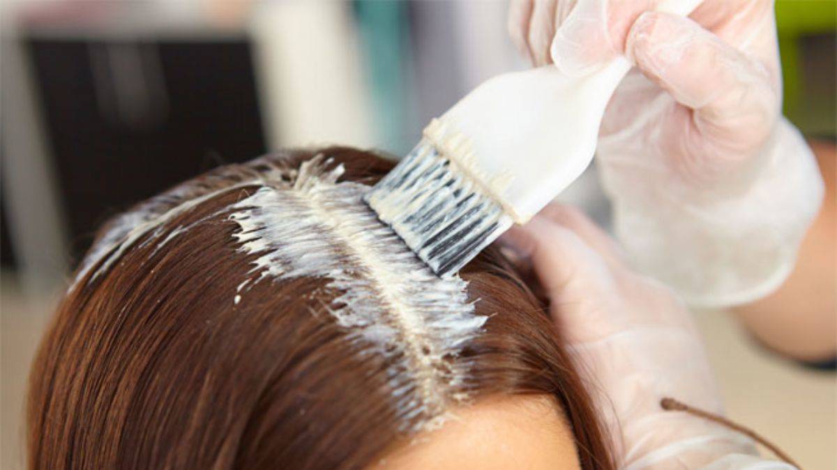 Makyaj yapmak orucu bozar mı? Saç boyamak orucu bozar mı Diyanet?