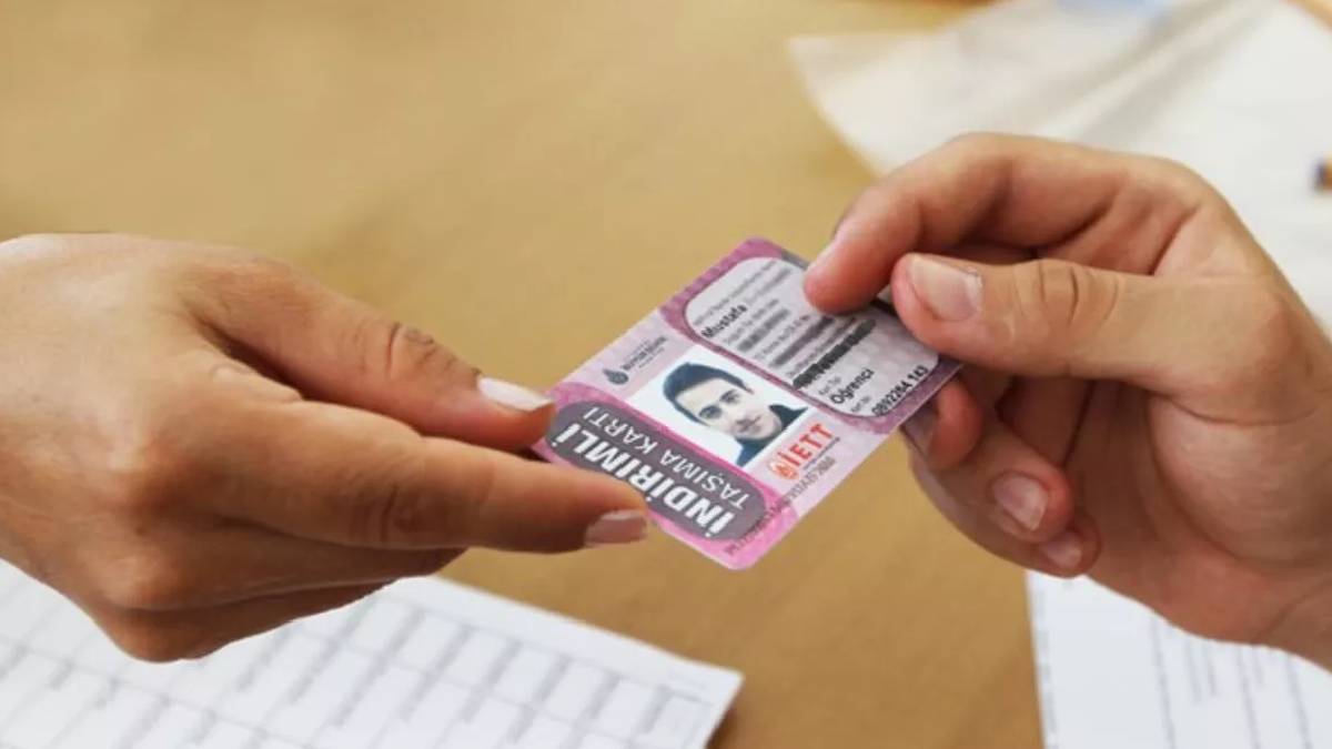 İETT öğrenci aylık abonman zammı iptal mi edildi? Öğrenci aylık İstanbulkart 78 TL mi oldu? Öğrenci İETT İstanbulkart zam iptal mi?