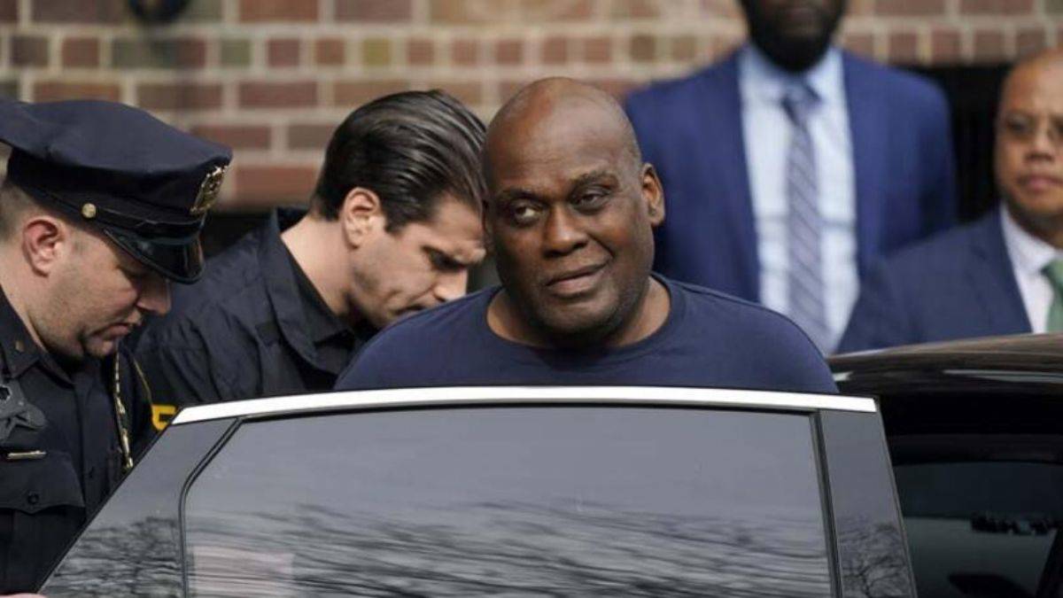 Kanlı metro saldırısında yeni detay: Evi cephanelik gibi