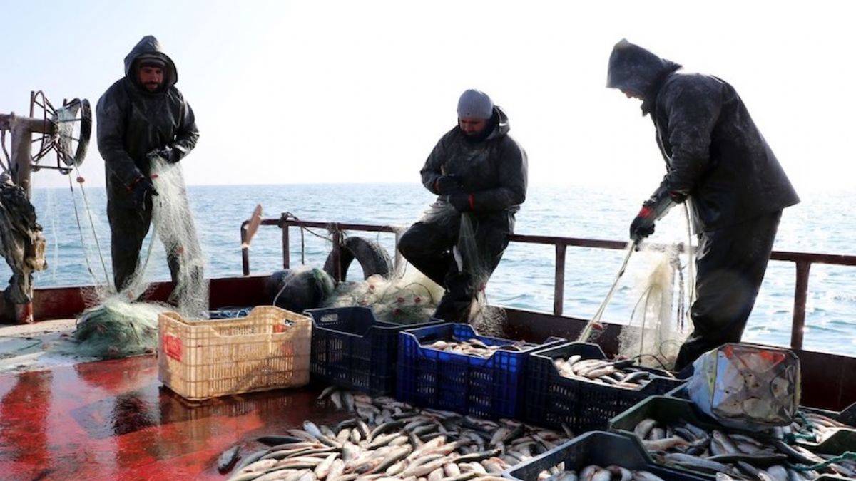 Denizlerde av yasağı başladı