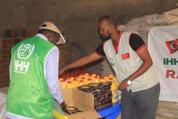 İHH'dan kuraklık yaşanan Somali'ye Ramazan yardımı