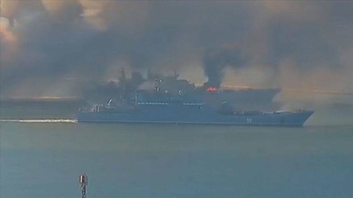 Pentagon: 'Moskova' gemisi Ukrayna tarafından vuruldu