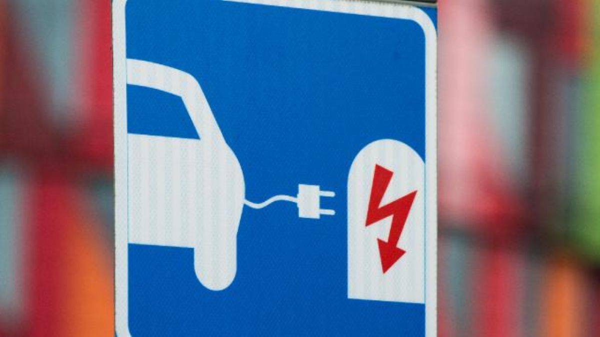 Yüksek hızlı şarj istasyonu için 300 milyon liralık destek