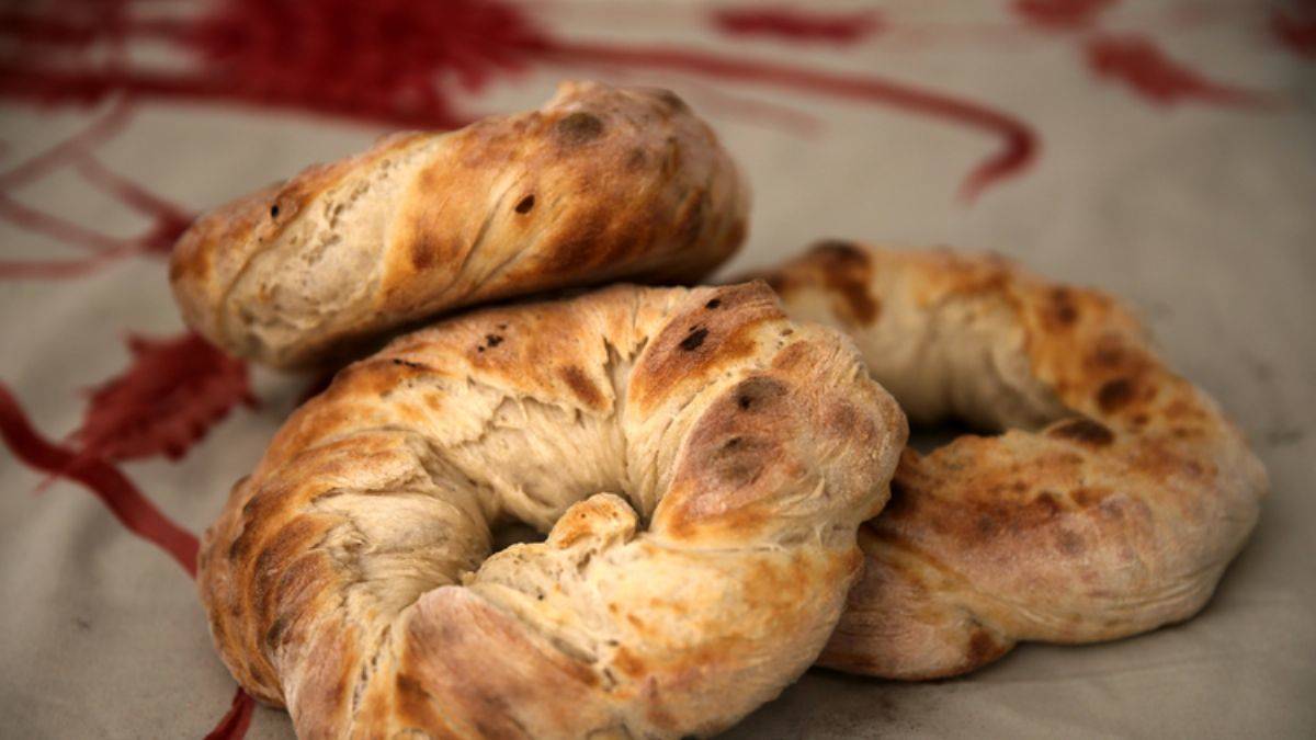 Sivas'ın bayatlamayan ekmeği: Fırın kurusu