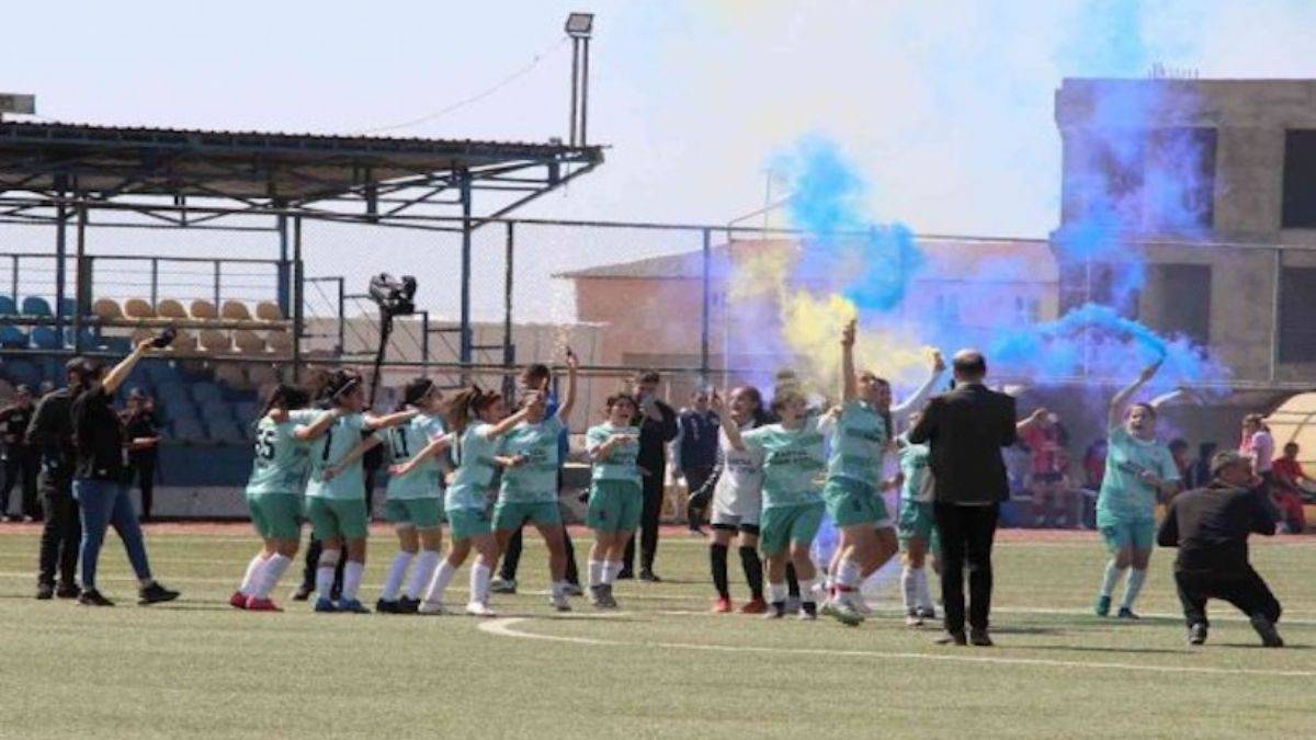 Şırnak'ta bayram var! Nuhspor Kadın Futbol Takımı, 1. Lig’e çıktı