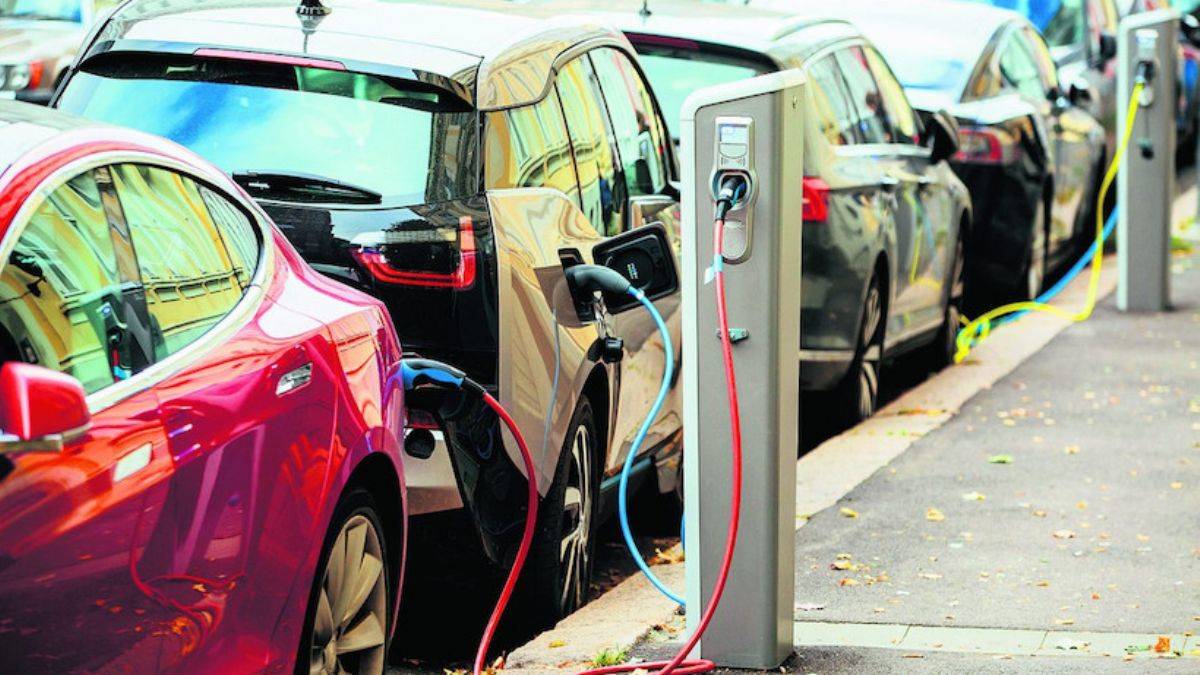 Elektrikli araçlar için hızlı şarj istasyonları hibe programı başladı