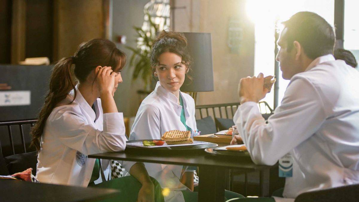 Kasaba Doktoru 2. bölüm izle | Youtube Kasaba Doktoru yeni bölüm full izle | Kasaba Doktoru hangi diziden uyarlama?