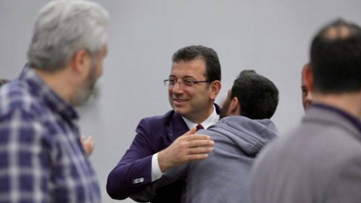 İBB Başkanı İmamoğlu, Halk Ekmek çalışanlarıyla iftarda buluştu