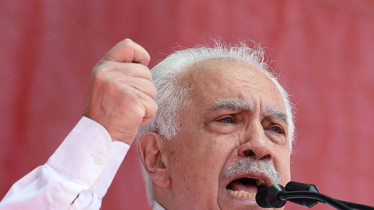 Perinçek’ten Özdağ’a tepki: Onu pıstıracağız, ortalıkta dolaşamayacak