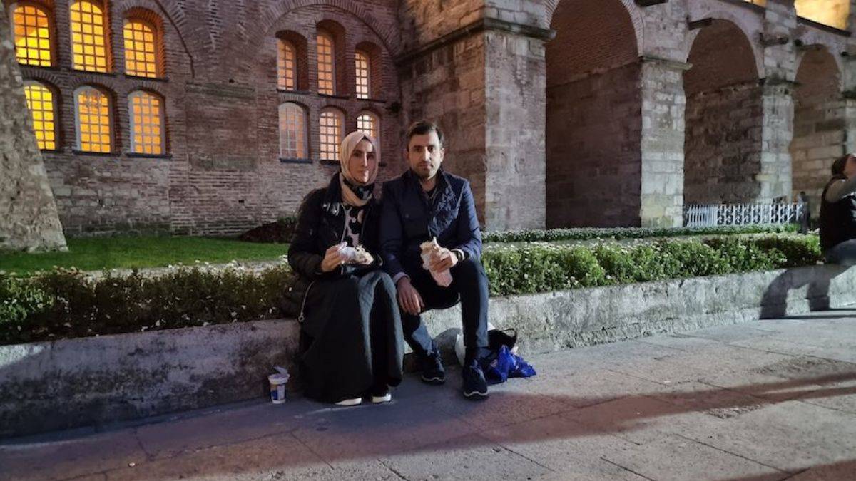 Ahmet Hakan'dan Selçuk Bayraktar çiftinin paylaşımına övgü