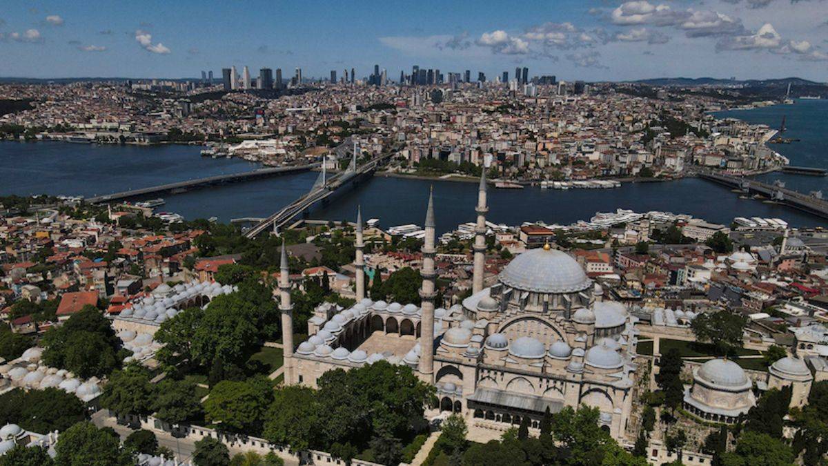 İBB uyardı: İstanbul'da olası bir depremde en çok hasar görecek 13 ilçe