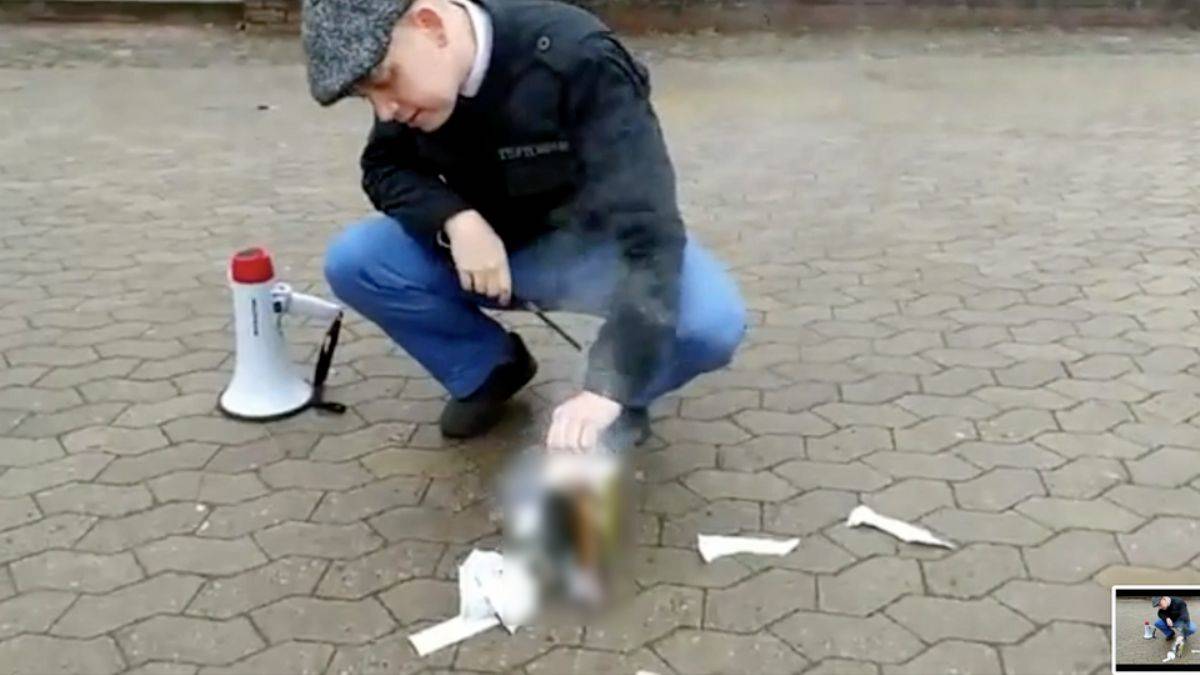 Dışişleri'nden İsveç'te Kur'an-ı Kerim'in yakılmasına tepki