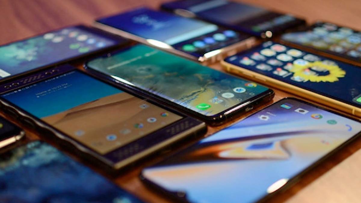 Cep telefonu fiyatları ucuzlayacak mı? iPhone 11-12-13 fiyatı düşecek mi? ÖTV indirimi cep telefonu ne zaman ucuzlar?