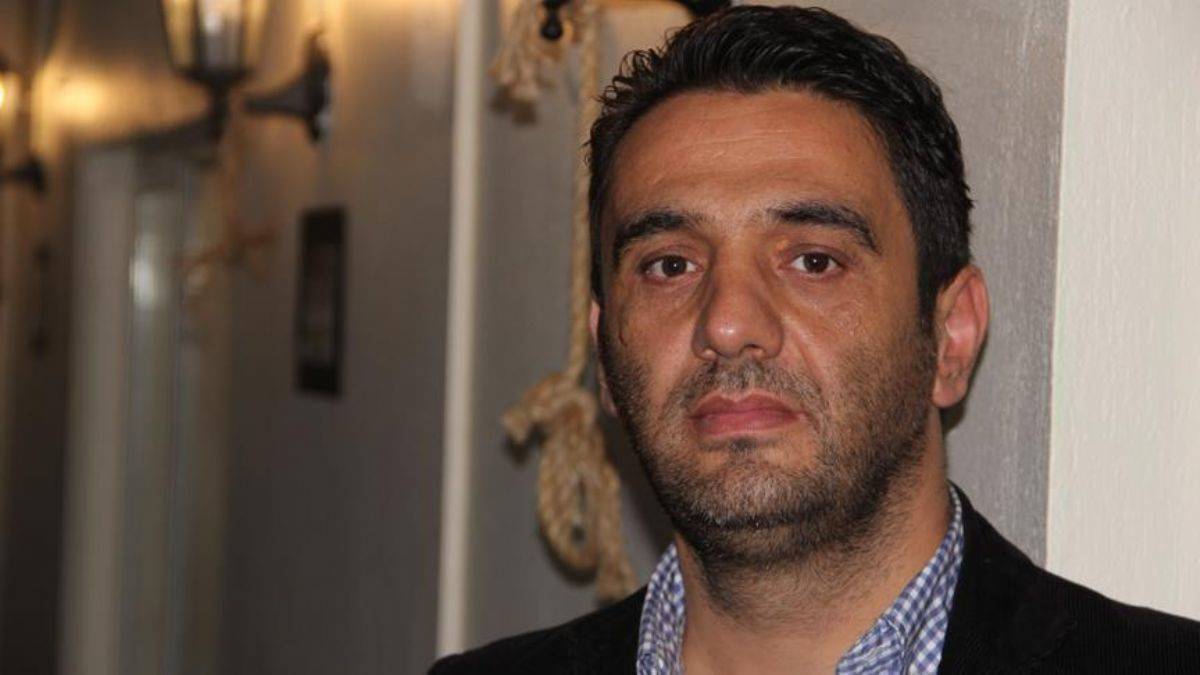 'Hepimiz Ölecek Yaştayız'... Şair Bülent Parlak vefat etti