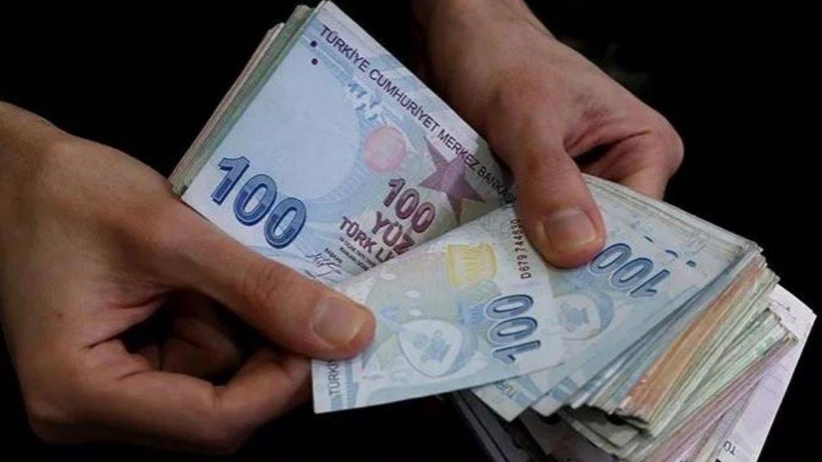 Zekât hesaplanırken hangi borçlar düşülür? Zekât hesaplarken borç düşülür mü? Zekât hesaplanırken kredi kartı borcu düşülür mü?