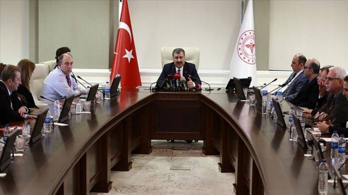 Bakan Koca, 'En önemli toplantılarından biri' demişti; Bilim Kurulu bugün toplanıyor