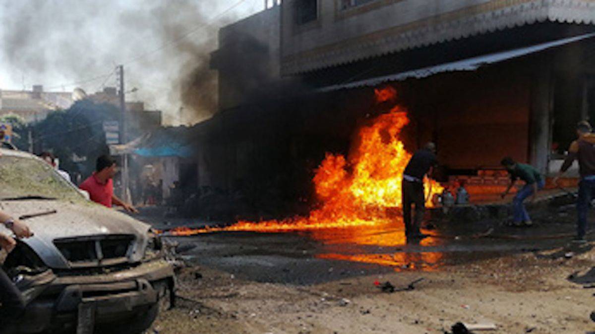 YPG/PKK, muhalif Kürt grup ENKS'nin ofisini ateşe verdi