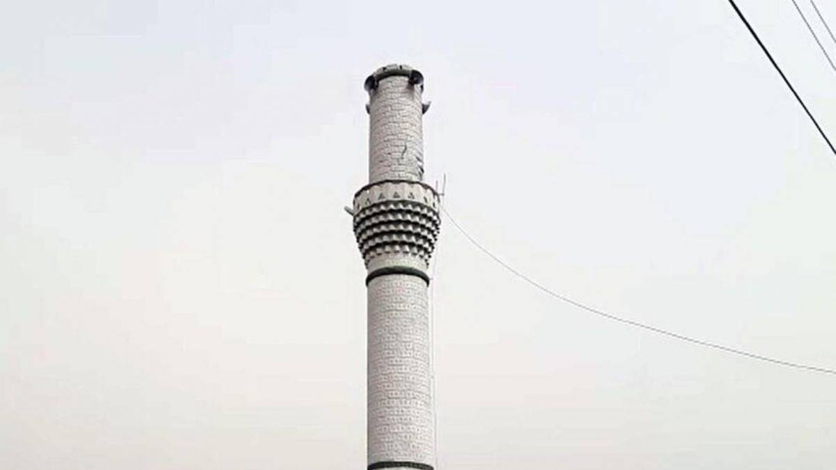 Yozgat'ta şiddetli rüzgar çatıları uçurdu