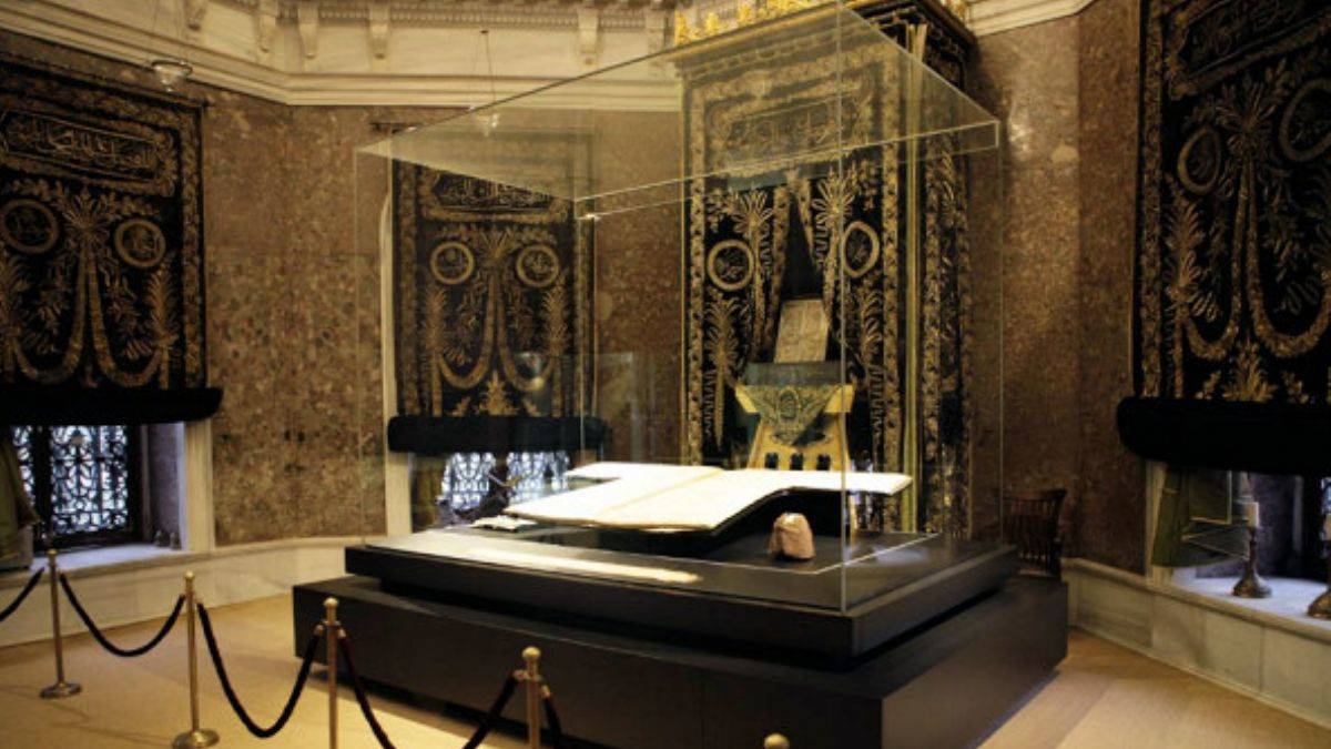 Hırka-i Şerif cami ziyaret saatleri 2022 | Hırka-i Şerif açıldı mı? Hırka-i Şerif ne zaman ziyarete açılacak?