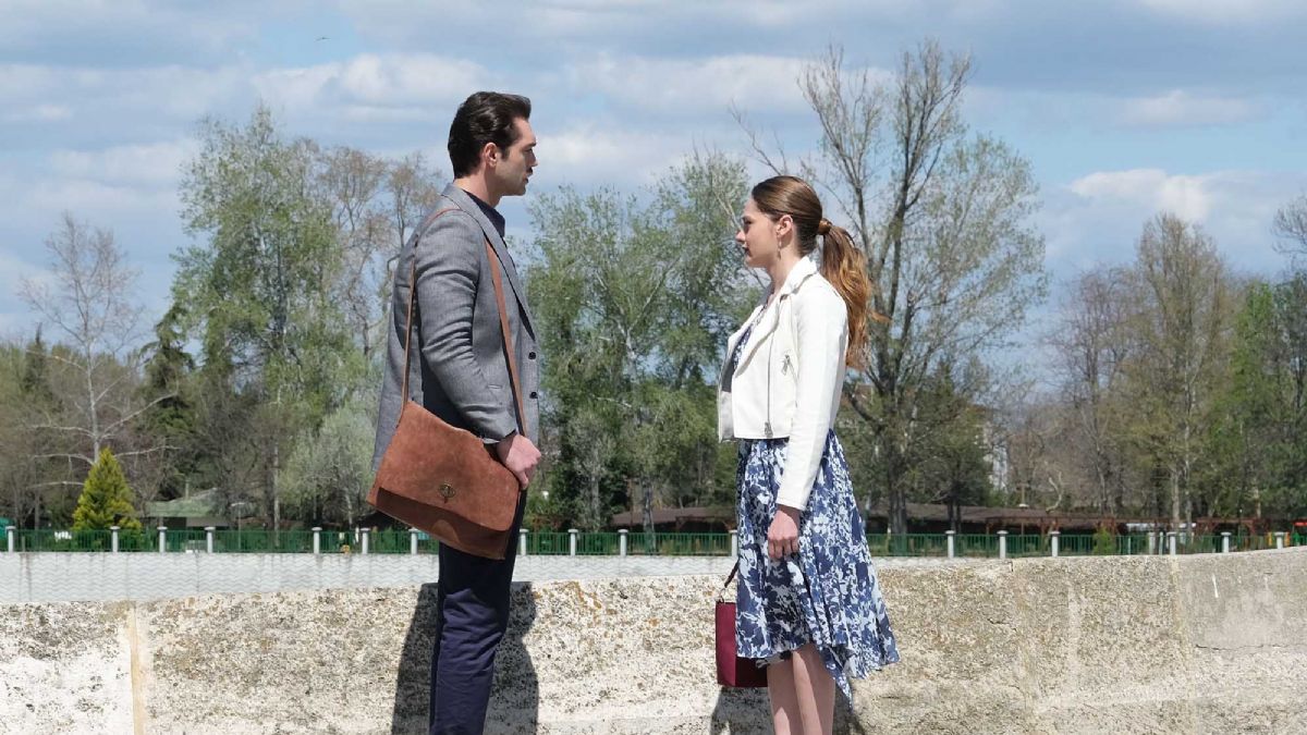 Kara Tahta 4. bölüm izle | TRT 1 Kara Tahta 4. bölüm dizi izle | Youtube Kara Tahta son bölüm izle