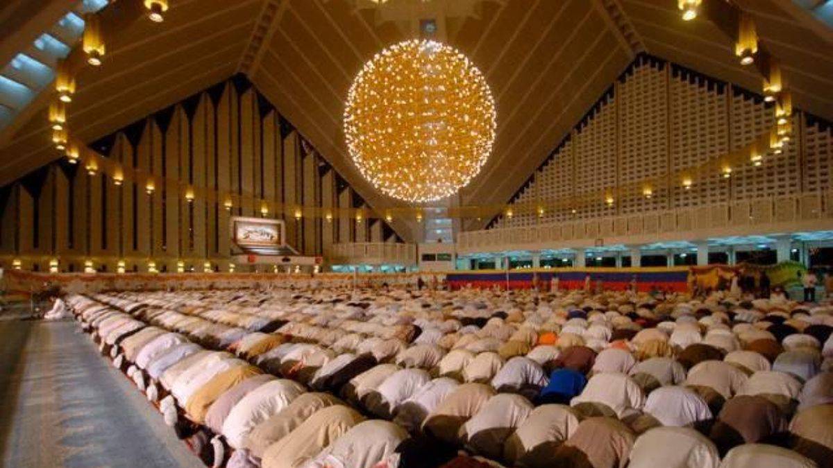 24. gece kılınan teravih namazının sevabı nedir? 24. gün teravih namazının fazileti nedir?