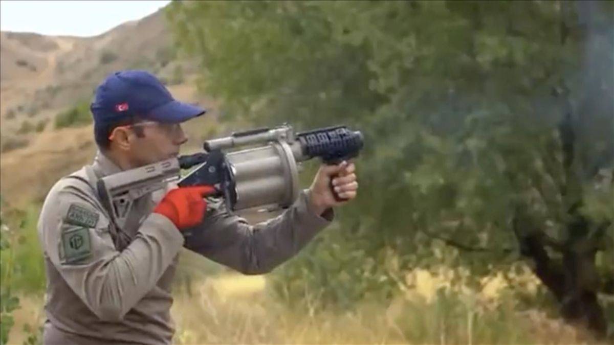 İlk çoklu bombaatarın teslimatı yapıldı